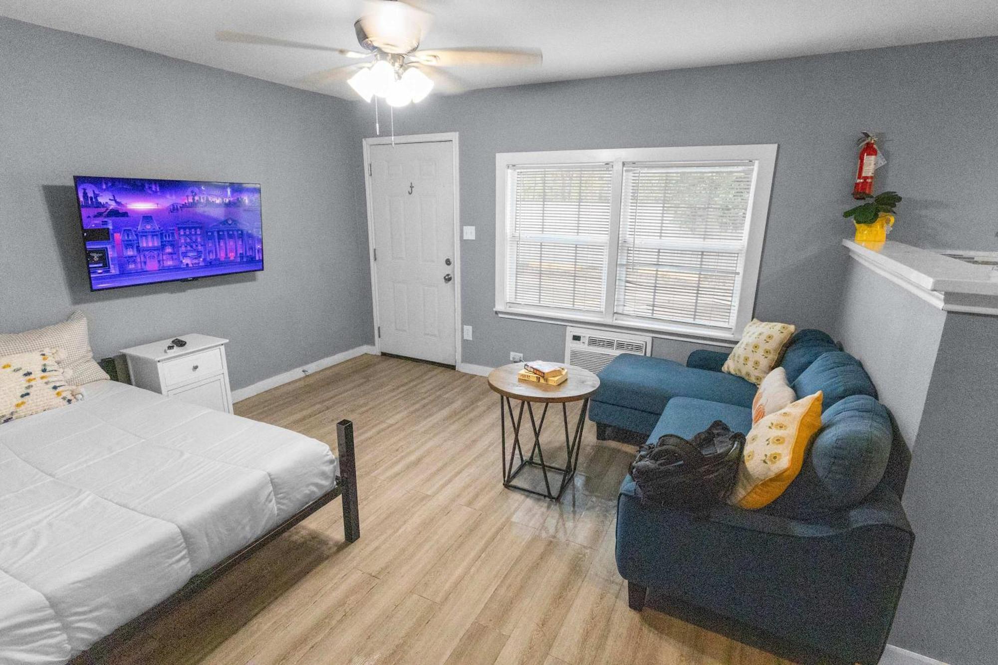 Apartamento Htx Spacious Apt I Parking I Near Dtown I Nrg *